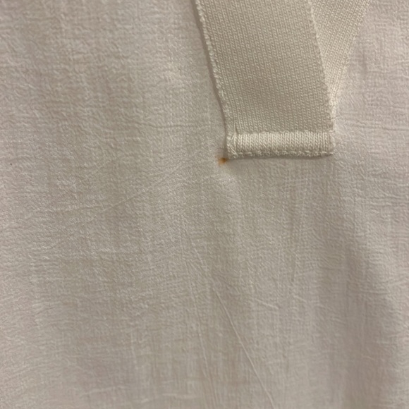 3 VINCE Rib Trim Double V-Neck Shell - Picture 4 of 13